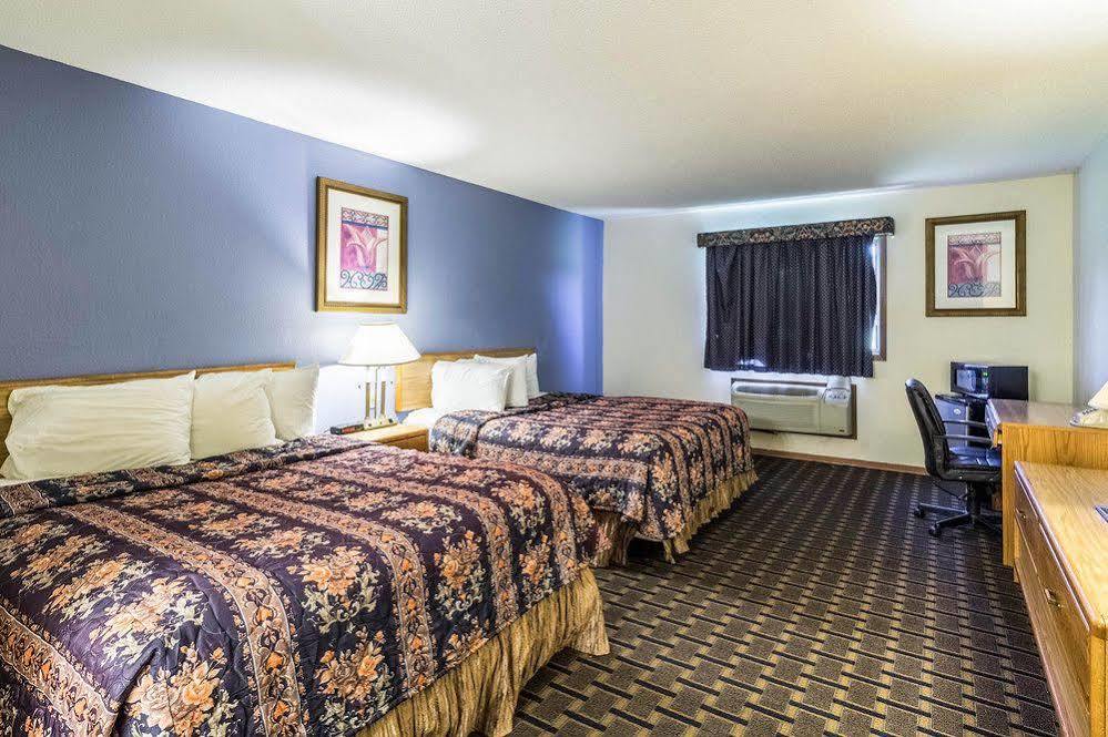 Rodeway Inn Brainerd Zewnętrze zdjęcie